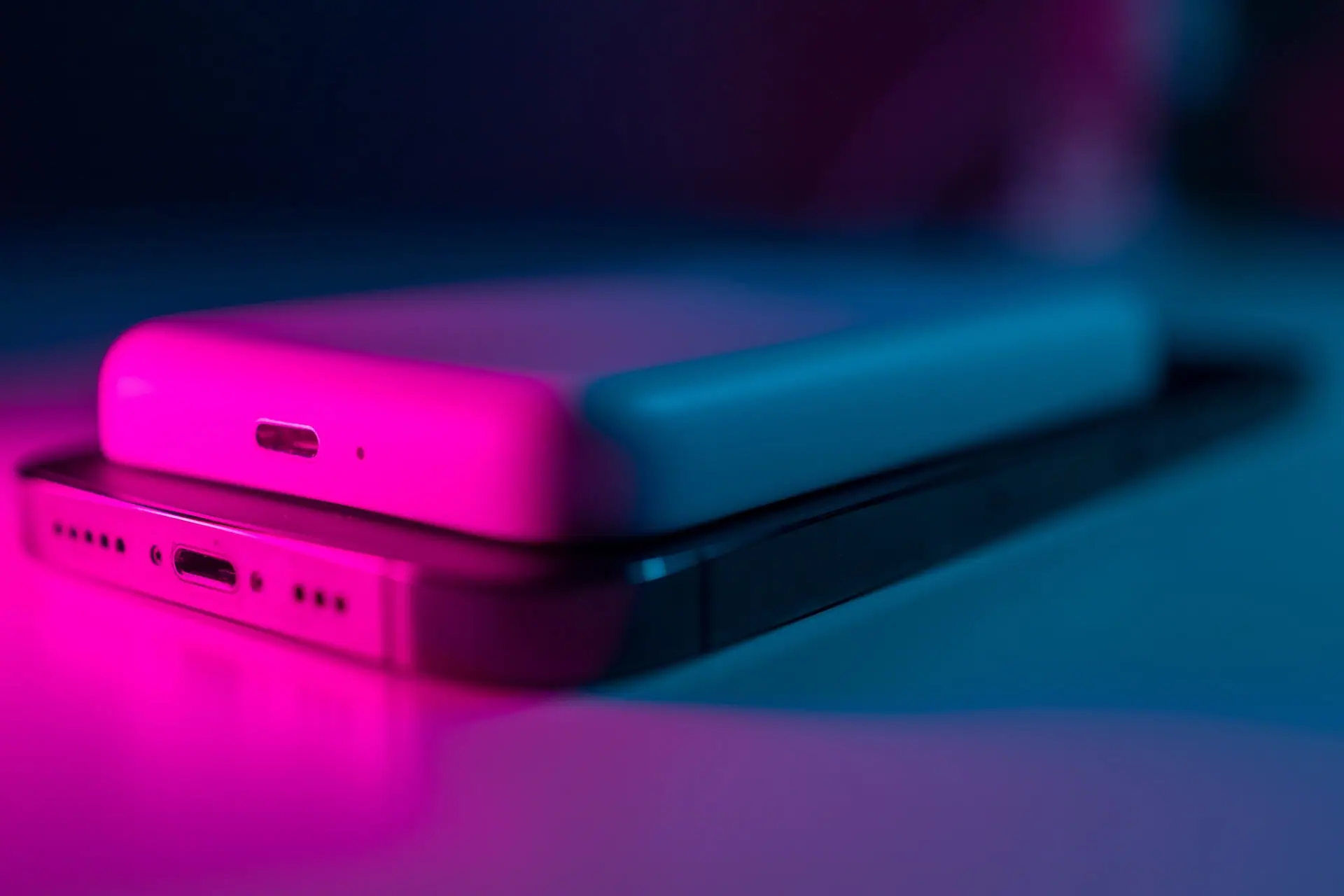 Best Power Banks For iPhone In 2024
