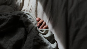 How To Sleep Better - Why You’re Having Vivid Dreams And Night Terror During The Quarantine.