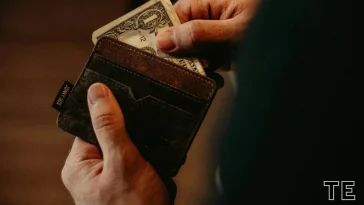 Everyone Can Learn to Manage Money Like A Pro - How to