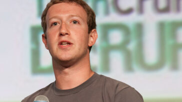 Mark Zuckerberg Says Apple is Now Facebook's Biggest Competitor