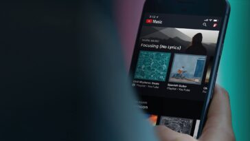 Picture-in-picture is finally coming to YouTube for iOS users
