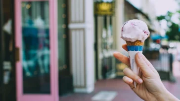 If You Want To Make Everyone Happy, Don't Be A Leader, Sell Ice Cream