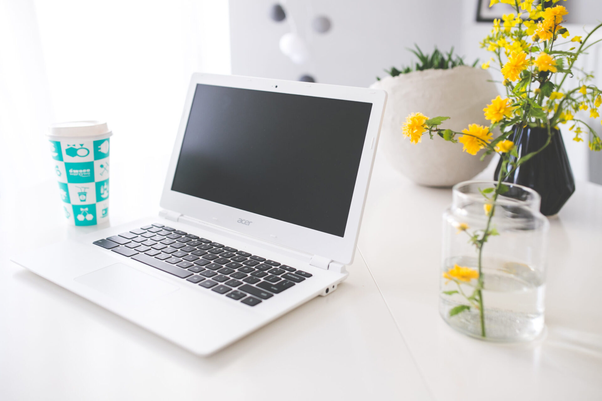 Best Laptops Under $100