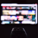 Which TV Is BEST For Dark Rooms in 2022?