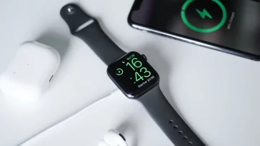 Best Apple Watch Charging Stands 2024