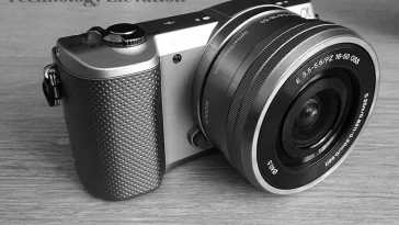 Best Mini Travel Cameras for 2024